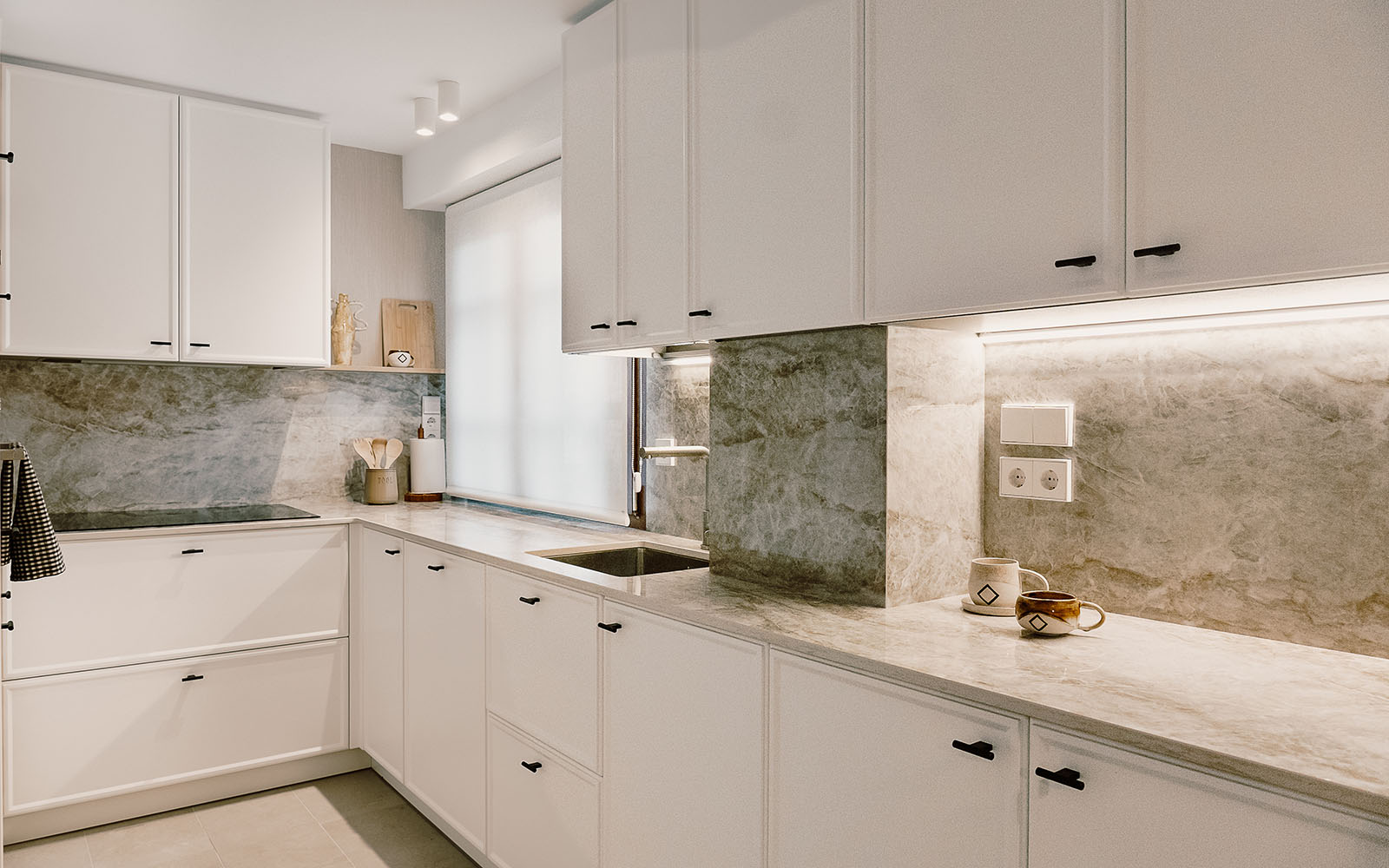 Arquitecto - arquitectura bioclimatica - estudio de arquitectura - reforma integral - Guipuzcoa - cocina de diseño luminosa con mobiliario a medida