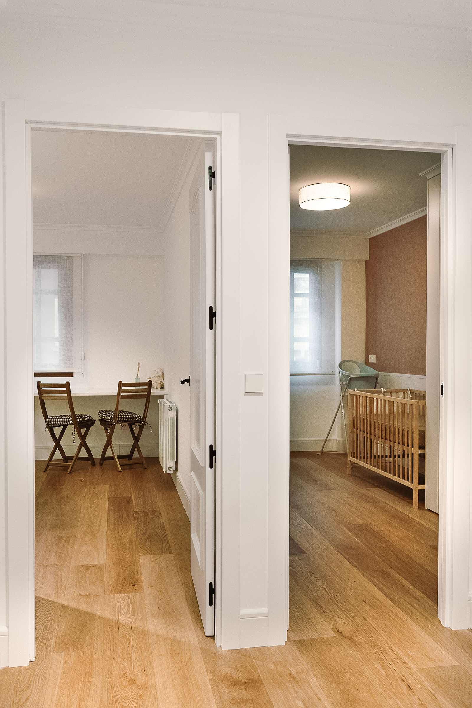 Arquitecto - arquitectura bioclimática - estudio de arquitectura - reforma integral - Guipúzcoa - distribuidor de la zona de dormitorios