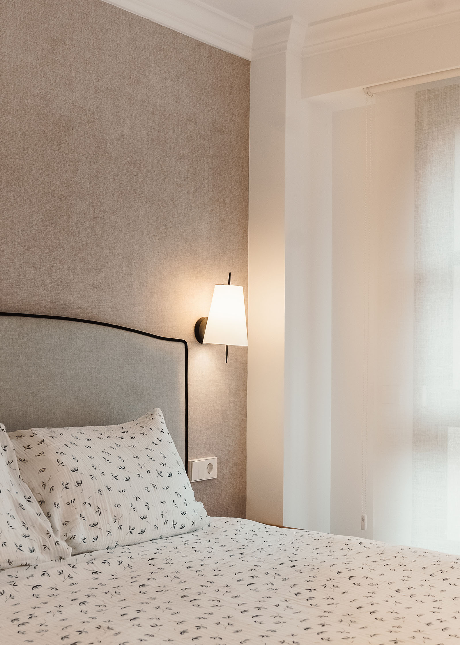 Arquitecto - arquitectura bioclimática - estudio de arquitectura - reforma integral - Guipúzcoa - detalle de cabecero en habitación principal