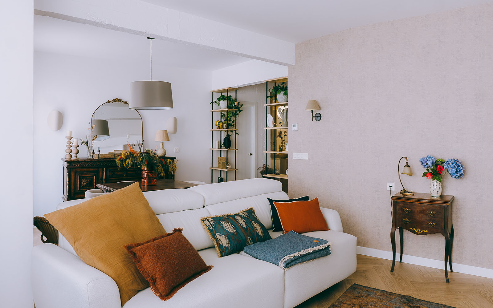 arquitecto - reforma bioclimática - reforma integral - reformas cerca de mi - arquitectura y diseño - salón comedor amplio y luminoso